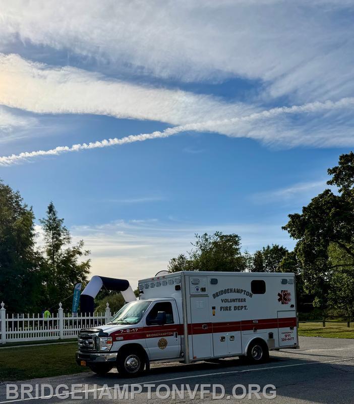 September 21, 2025
PotatoHampton 5K! 
This morning, our EMS crew stood by for the @thebridgehamptonmuseum 5K, held in memory of Peter Walsh, who was involved with many local organizations, including the museum. 

The event brings back the historic PotatoHampton run, once again filling the streets of Bridgehampton with neighbors, runners and tradition!