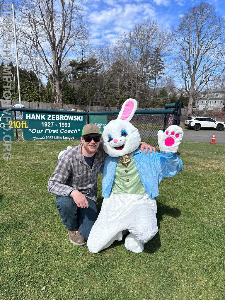 Big kids got a photo with the Easter Bunny too!